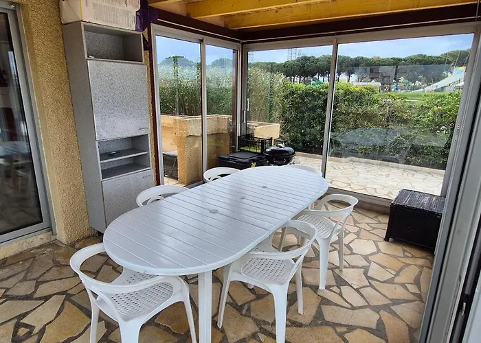 Sur L'ile Des Marinas Avec Piscine, Parking Et Ponton Prive *