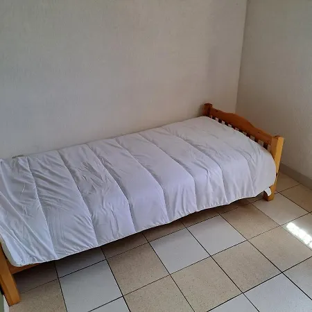 Sur L'ile Des Marinas Avec Piscine, Parking Et Ponton Prive Willa *