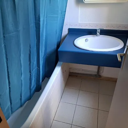 Sur L'ile Des Marinas Avec Piscine, Parking Et Ponton Prive Willa Agde