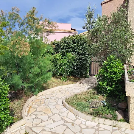 Sur L'ile Des Marinas Avec Piscine, Parking Et Ponton Prive Willa *