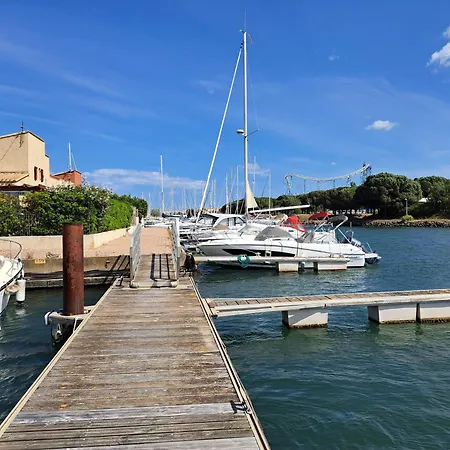 Willa Sur L'ile Des Marinas Avec Piscine, Parking Et Ponton Prive Agde