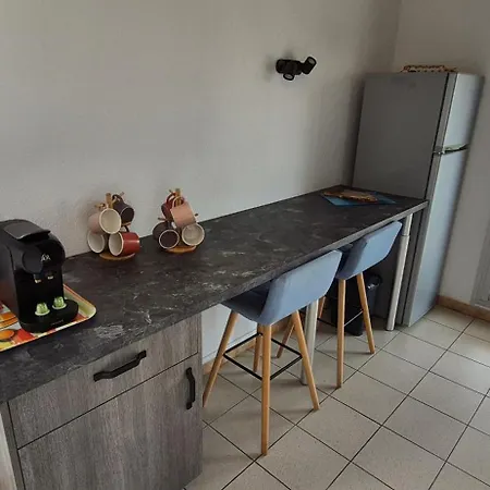 וילה Sur L'ile Des Marinas Avec Piscine, Parking Et Ponton Prive אגדה