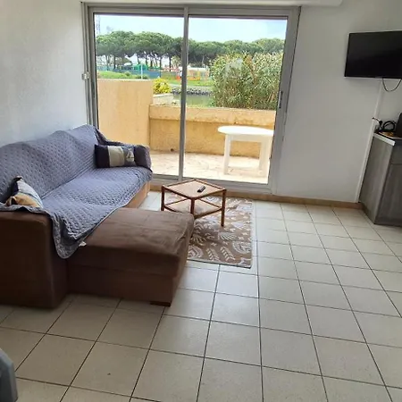 Villa Sur L'ile Des Marinas Avec Piscine, Parking Et Ponton Prive
