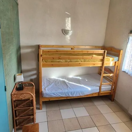 וילה Sur L'ile Des Marinas Avec Piscine, Parking Et Ponton Prive