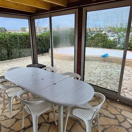 Villa Sur L'ile Des Marinas Avec Piscine, Parking Et Ponton Prive Agde