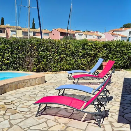 וילה Sur L'ile Des Marinas Avec Piscine, Parking Et Ponton Prive *