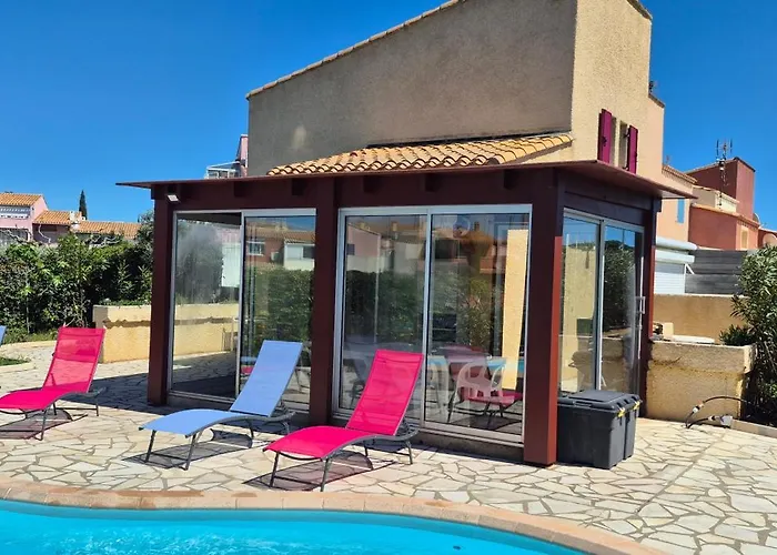 ヴィラ Sur L'ile Des Marinas Avec Piscine, Parking Et Ponton Prive *